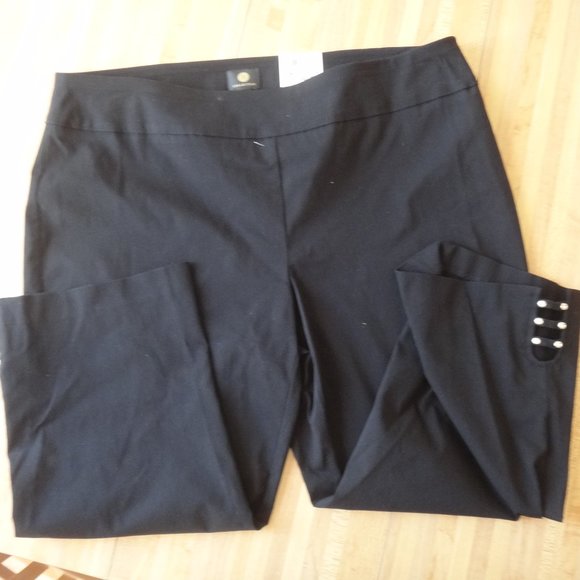 JM Collection Plus Pants - JM Collection Plus Capri Pants  Black Sz 2 X NEW